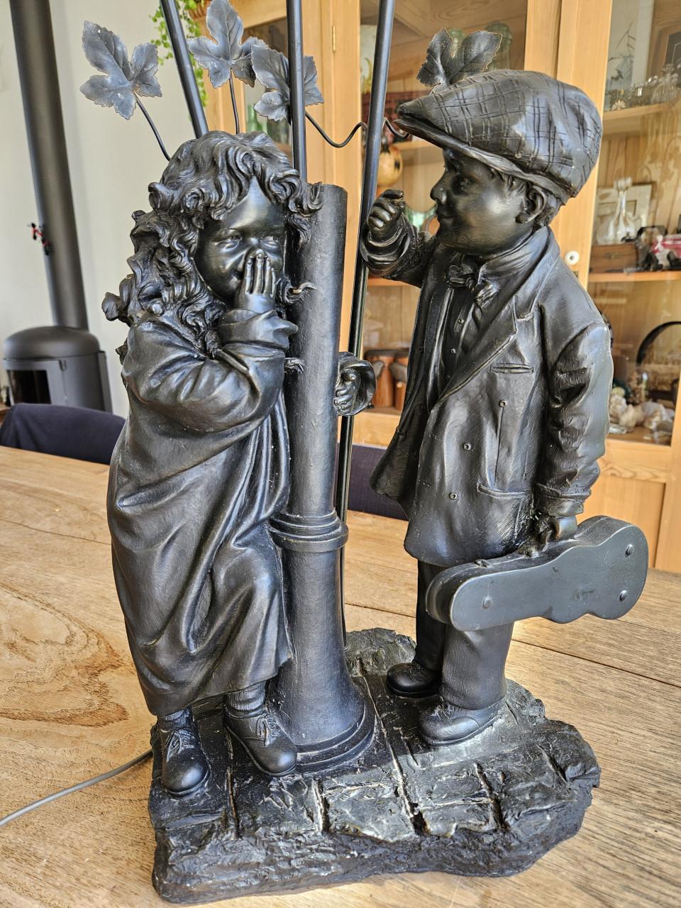 Prachtige Tafellamp 'De Jonge Geliefden' Moreau, Art Nouveau