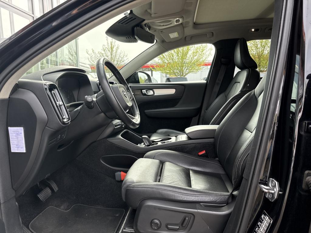 Volvo XC40 2.0 t5 awd intro edition | nl-auto | vol opties | pano | trekhaa