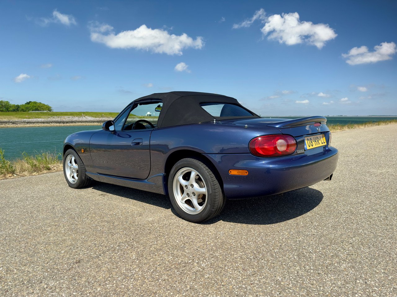 Mazda MX-5 1.6 I 2001 | Nieuwe APK | NAP | Midnight Blue