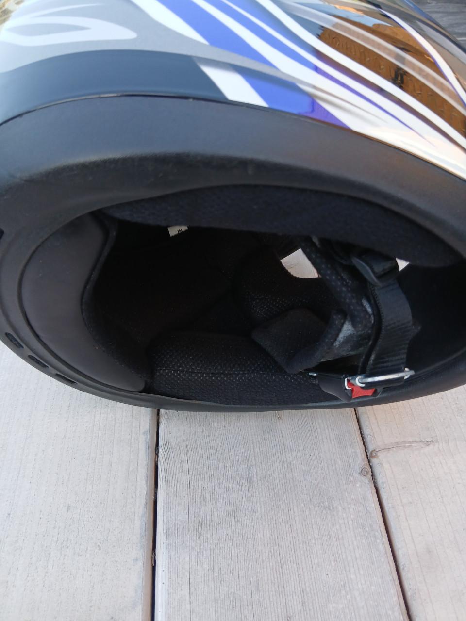 Integraalhelm medium