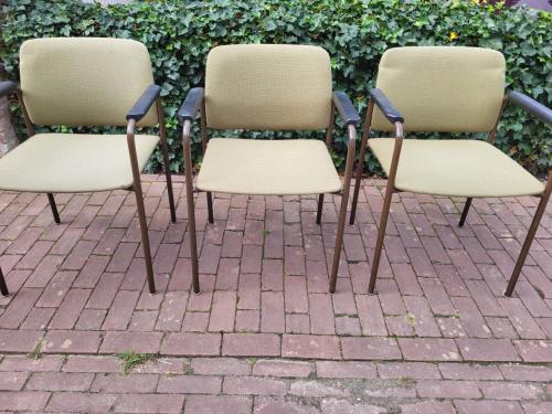 Vintage eetkamerstoelen groen