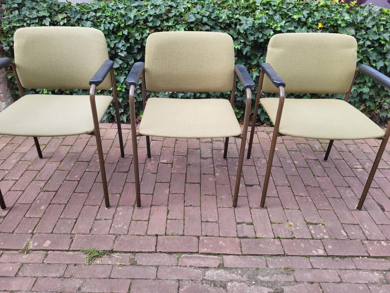 Vintage eetkamerstoelen groen