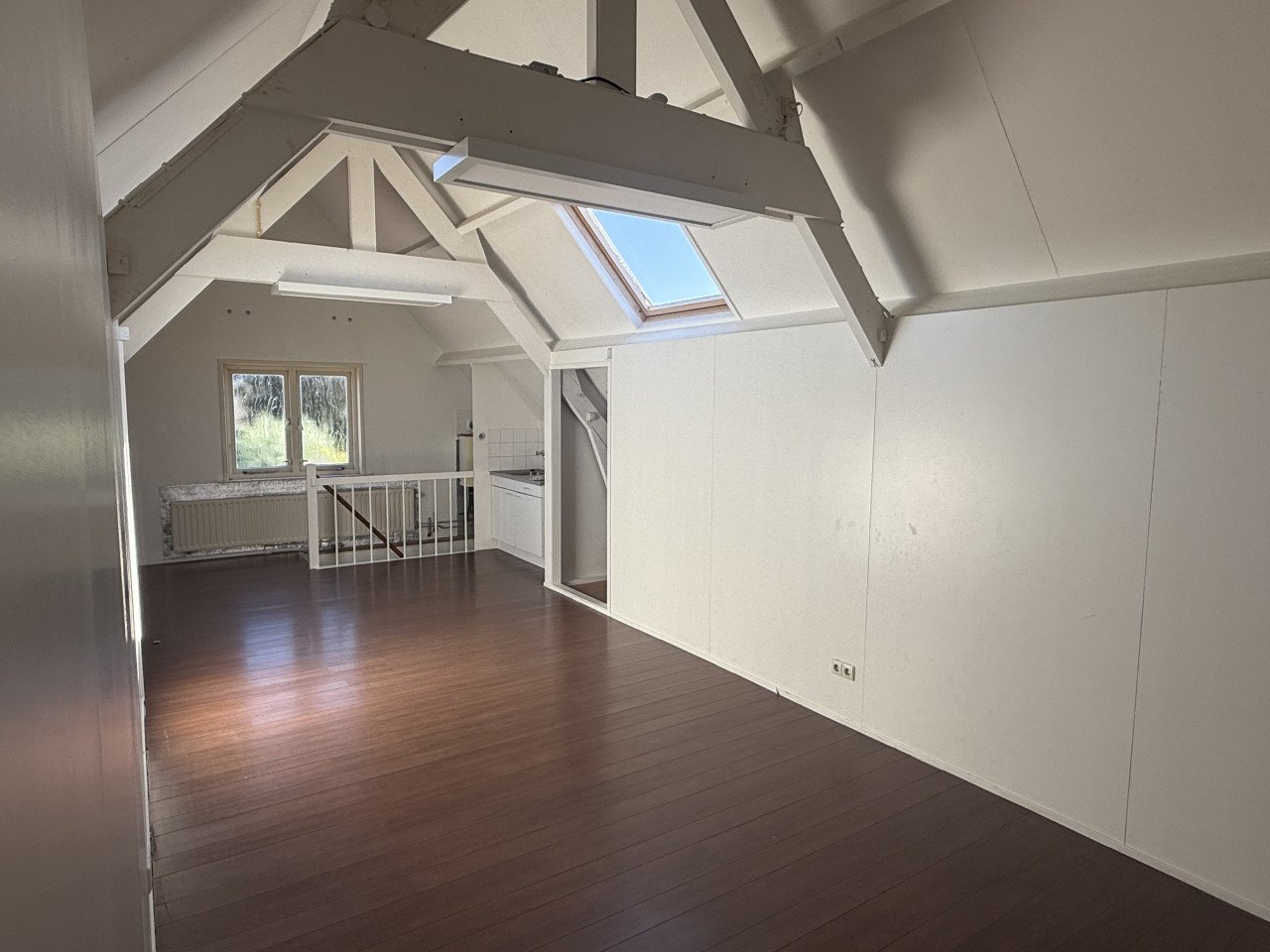 Kantoor-/praktijk-/winkelruimte te huur – 85m² Heinkenszand
