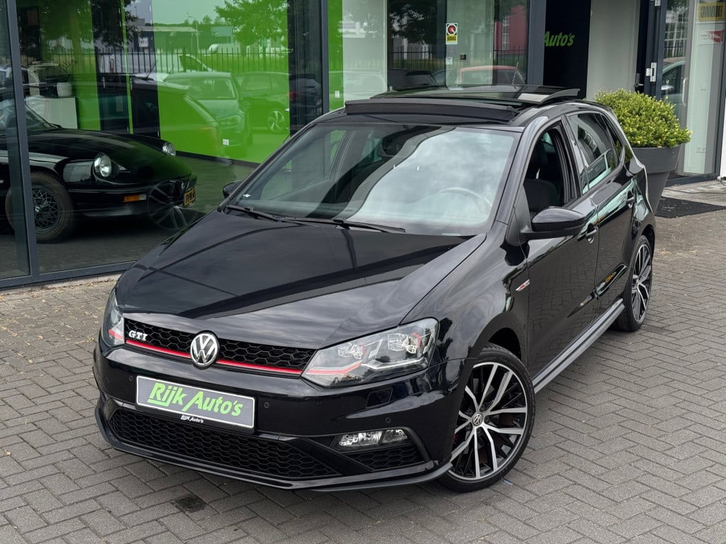 Volkswagen Polo 1.8 tsi gti * panoramadak * stoelverwarming * clima * pdc 2