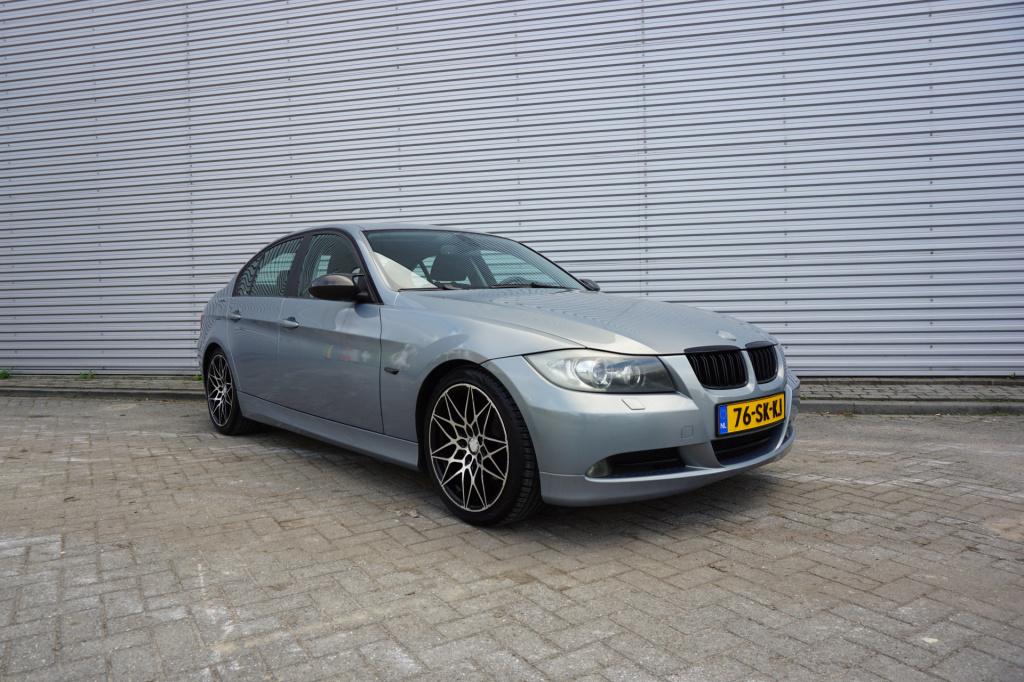 BMW 3-serie 320i executive airco / cruise / parkeers. / elektr. ramen / lm 