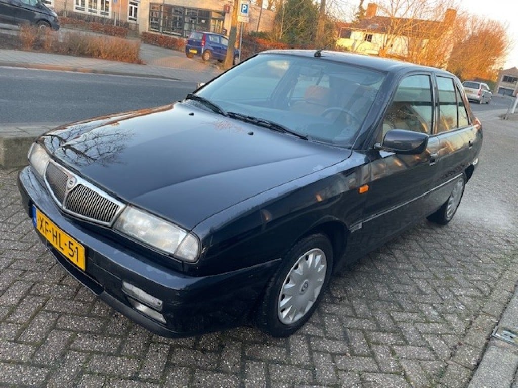 Lancia Delta 1.6i