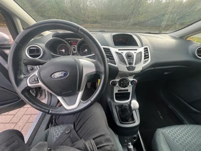 Ford Fiesta 1.6 tdci econetic titanium