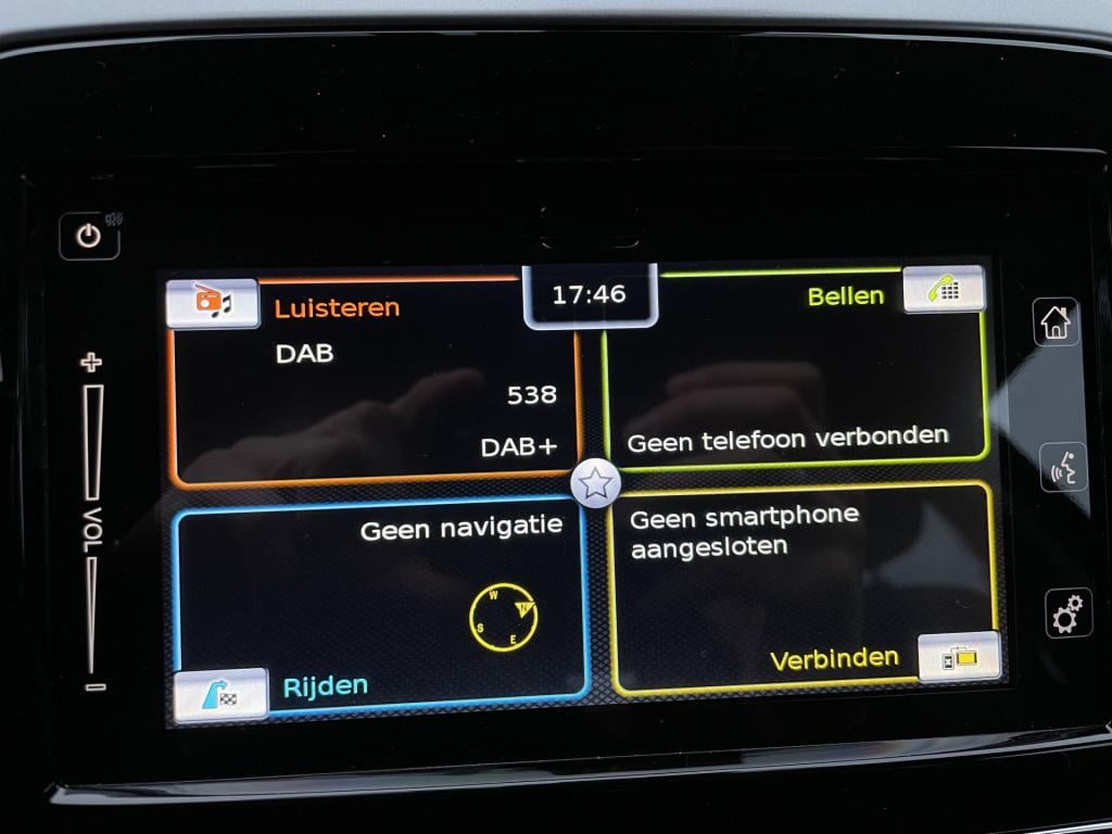 Suzuki Vitara 1.4 boosterjet select smart hybrid