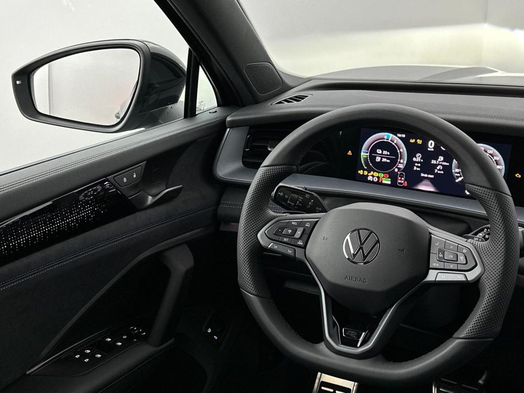 Volkswagen Tayron 1.5 ehybrid r-line