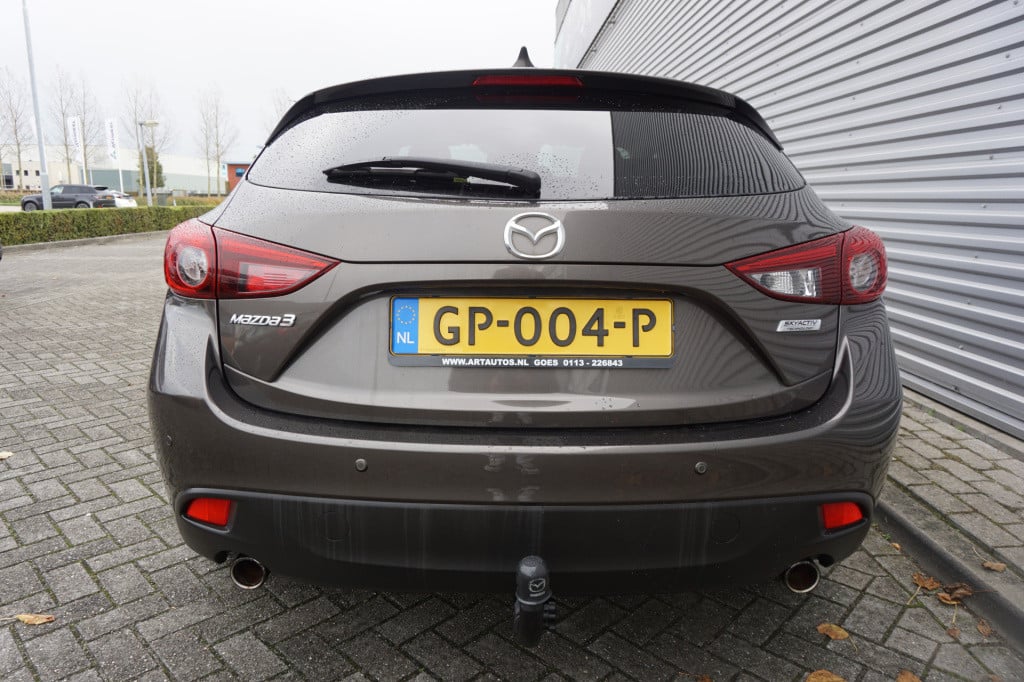Mazda 3 2.0 gt-m climate / navi / cruise / stoelverw. / leder / trekhaak / 