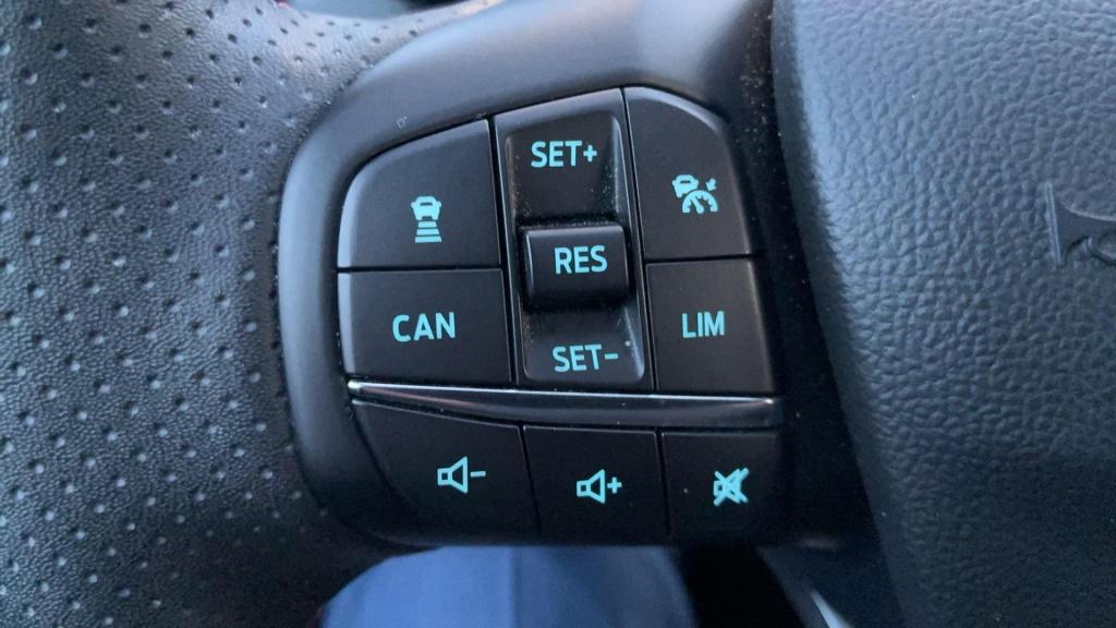 Ford Focus wagon 1.0 ecoboost hybrid st line x trekhaak - el. achterklep - 