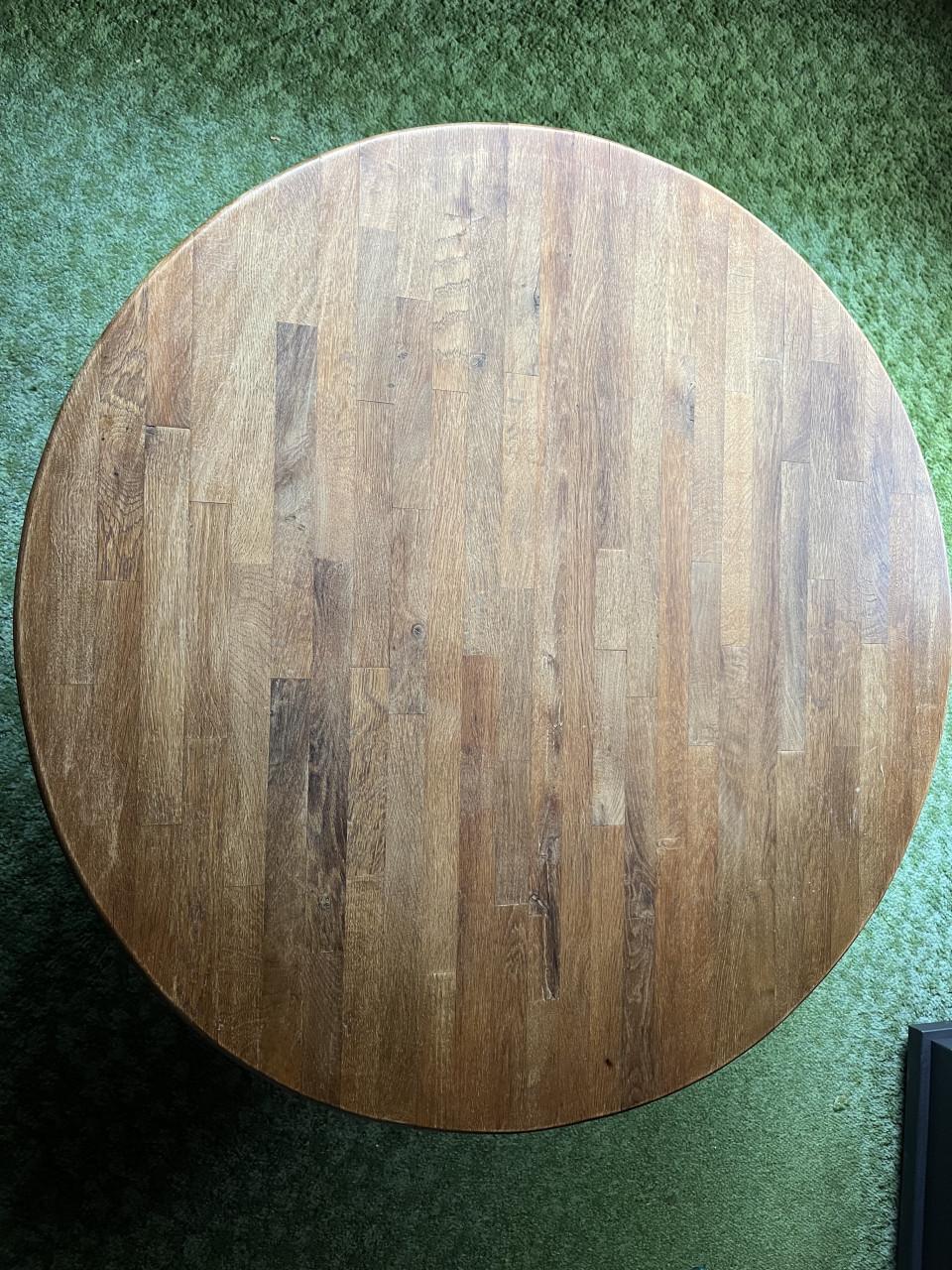 Ronde eiken salontafel