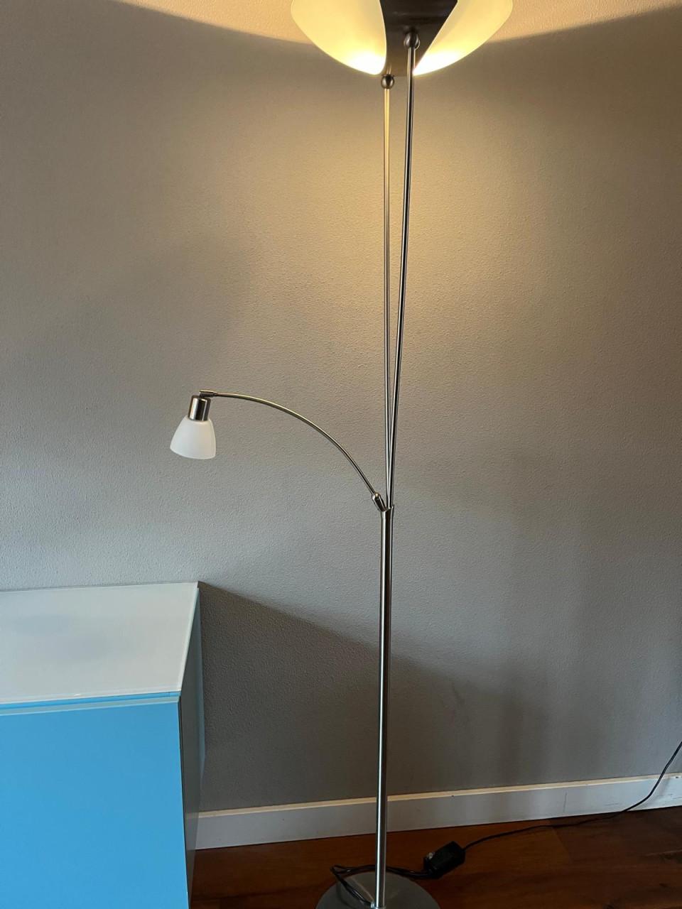Vloer (lees)lamp hoogte 177