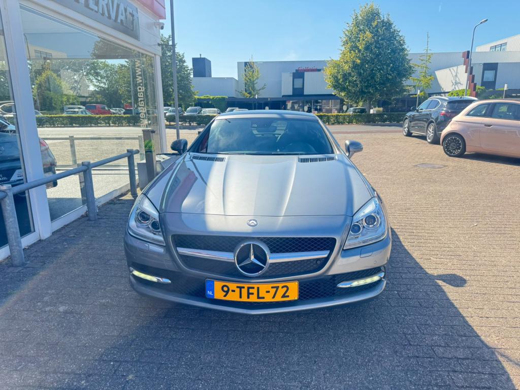 Mercedes-Benz SLK 200