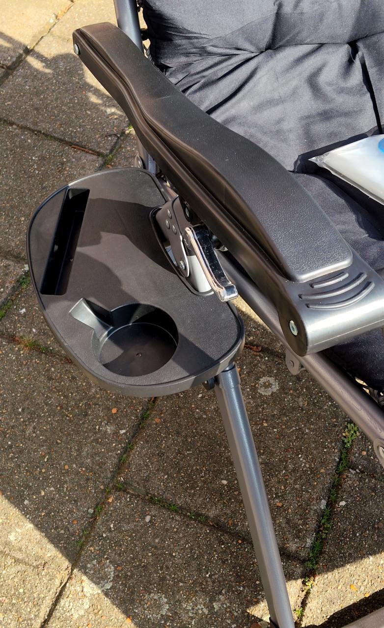 Zeer zware tuinstoel met kussen (Nieuw)