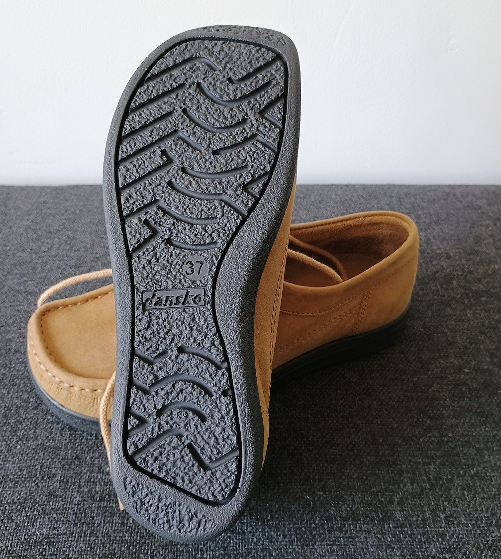 NIEUWE suede leren veterschoenen maat 37 - merk DANSKO