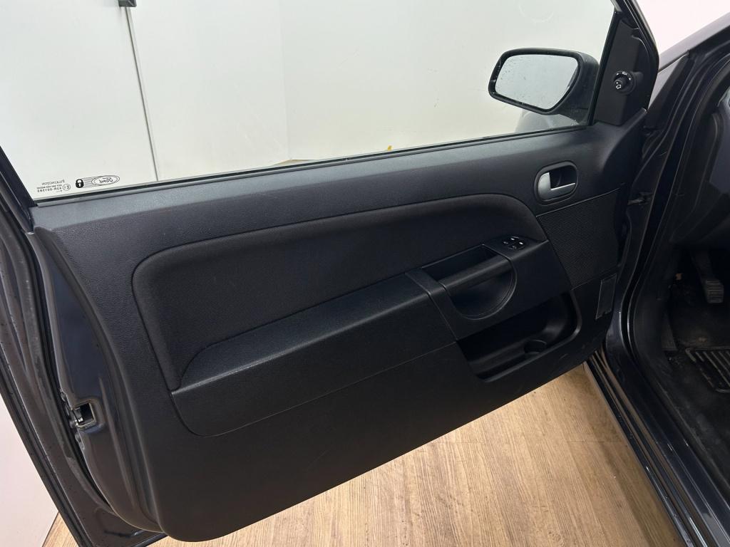 Ford Fiesta occasion 1.3-8v futura | grijs | tweedehands ford fiesta | airc