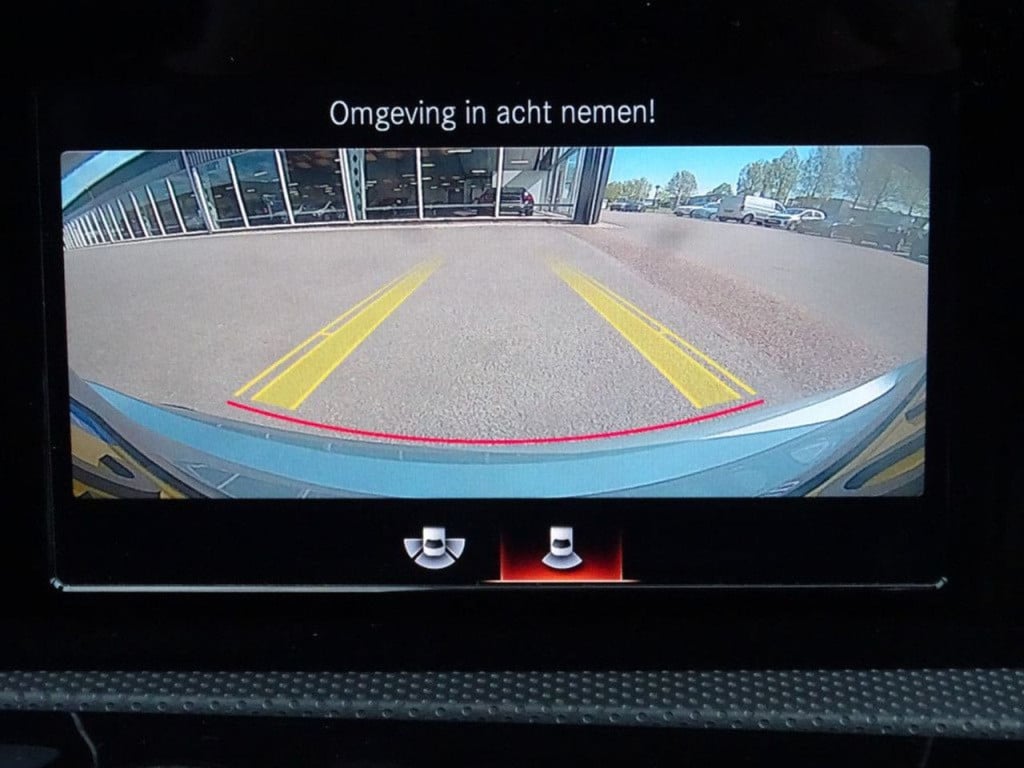 Mercedes-Benz A-Klasse 180 business solution widescreen cockpit
