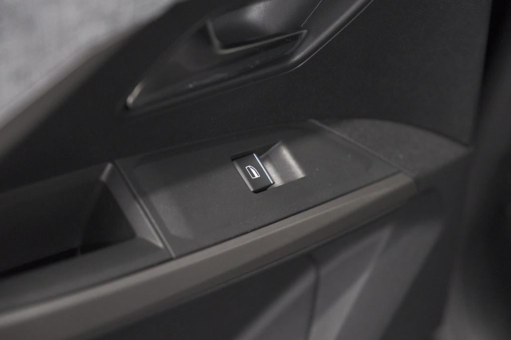 Peugeot 5008 1.2 hybrid 136 gt 7p | adaptieve cruise control | camera | ele