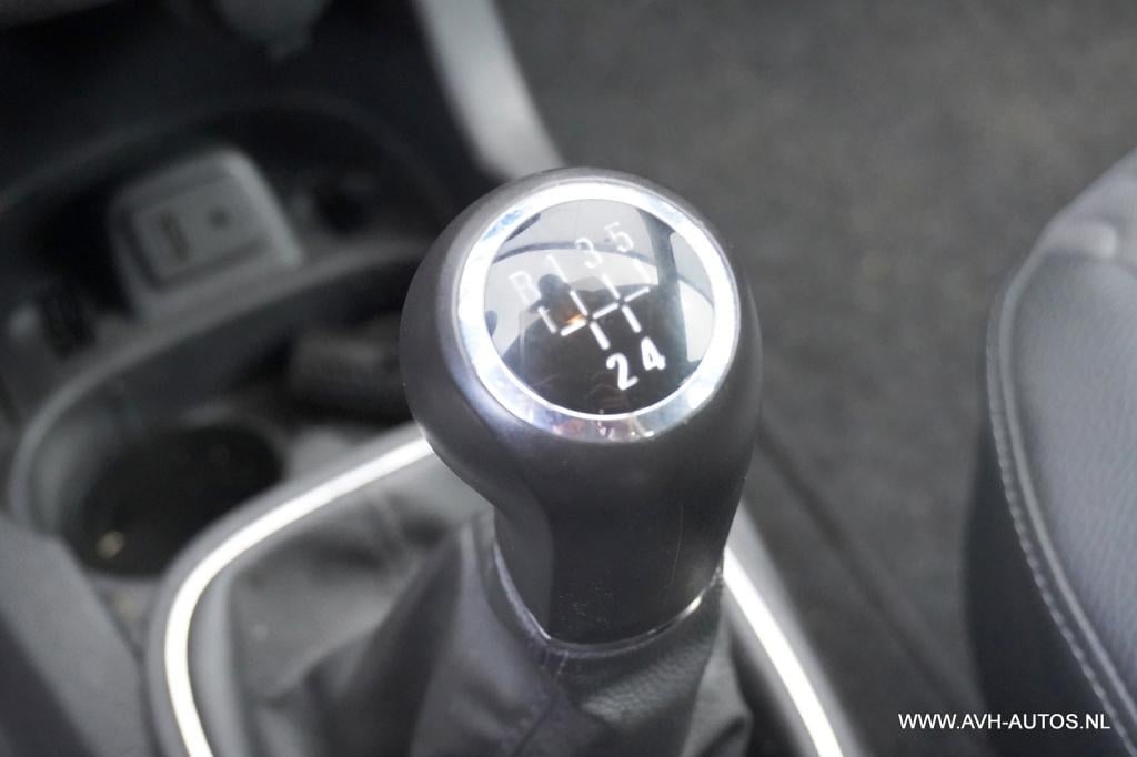 Opel Corsa 1.4-16v cosmo