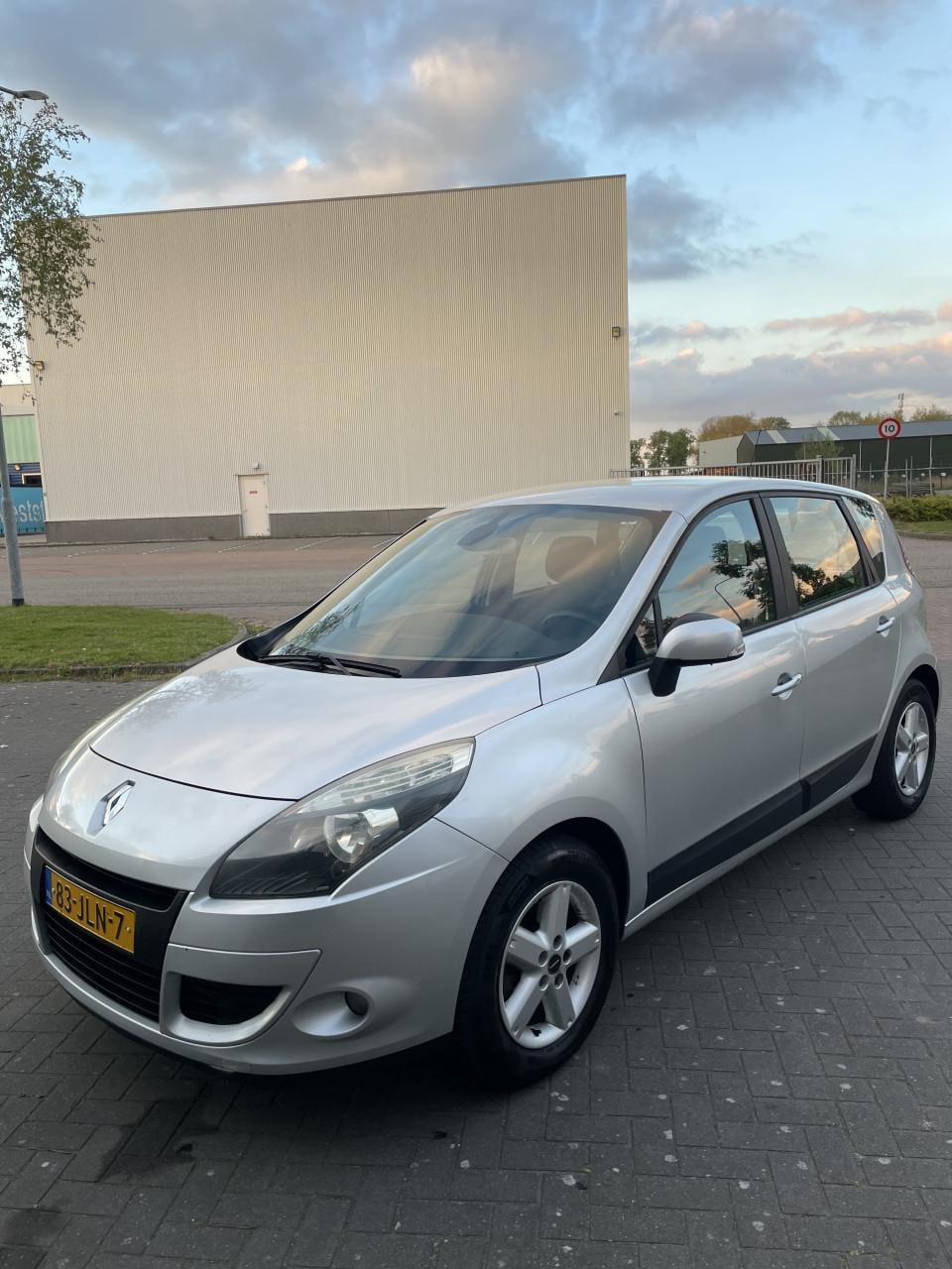 Renault Scénic 1.4 TCE 96KW 2009 Grijs | NAP | NIEUWE APK!