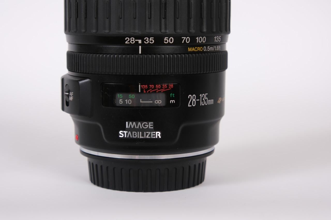 Canon EF 28-135mm F3.5-5.6 IS USM  NIEUW IN DOOS!!!