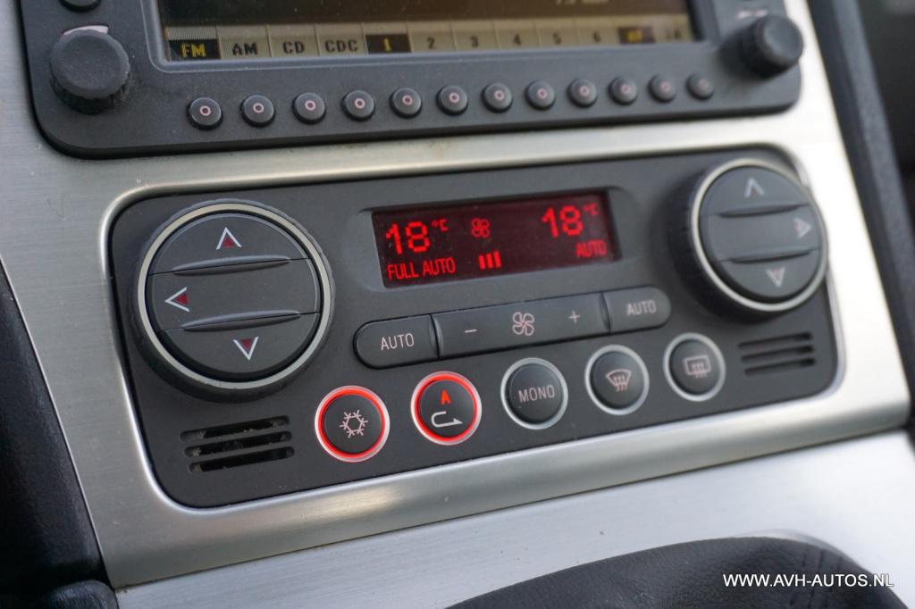 Alfa Romeo Brera 3.2 jts q4 skywindow