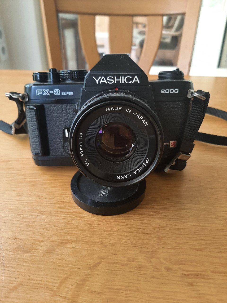 Yashica FX-3 Super, 2000 met 50 mm lens