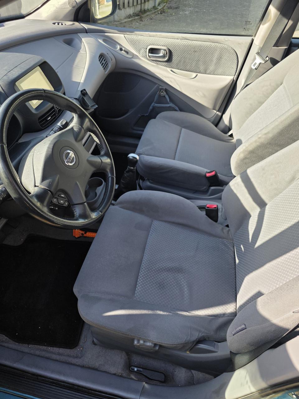 Nissan almera tino 1.8 2003 154464km APK 31-10