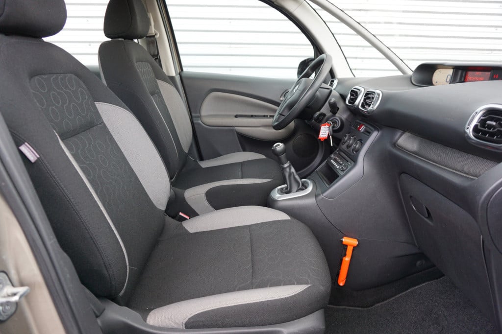Citroen C3 picasso 1.4 vti aura airco  / elektr. ramen / trekhaak / nap