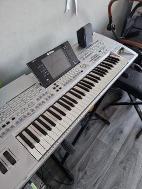 Yamaha Tyros 1