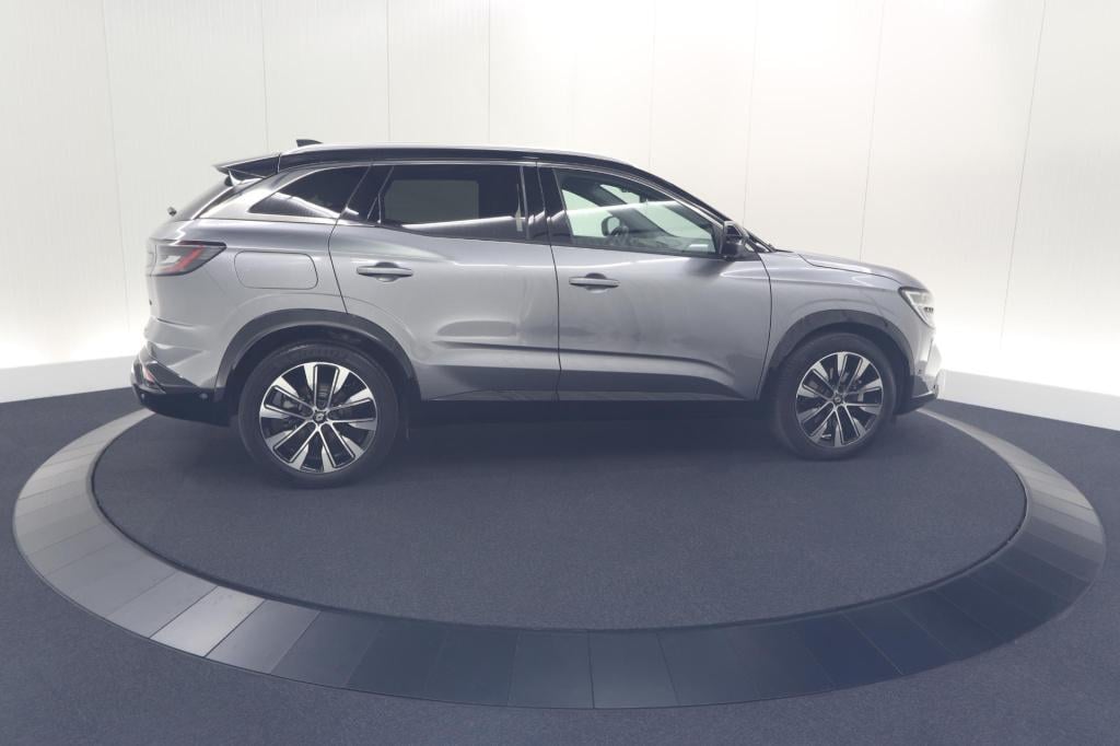 Renault Austral 1.2 e-tech full hybrid 200 techno | 360 camera | panoramada