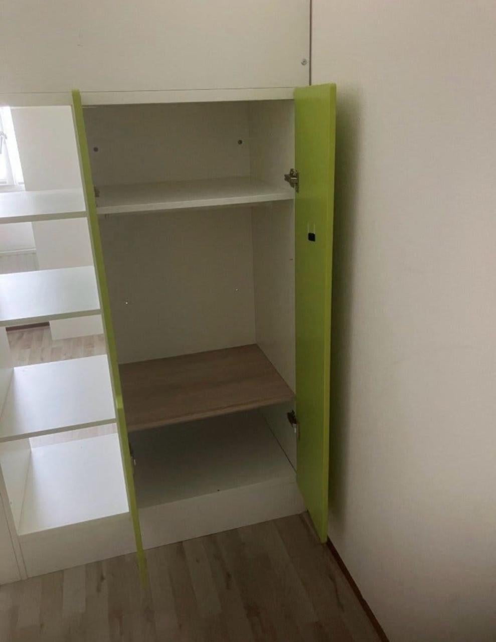 Hoogslaper met kast