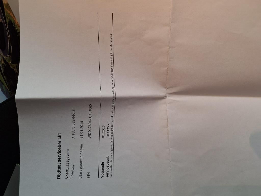 Mercedes-Benz A-Klasse 180 4u3 | ambient lighting | climate control