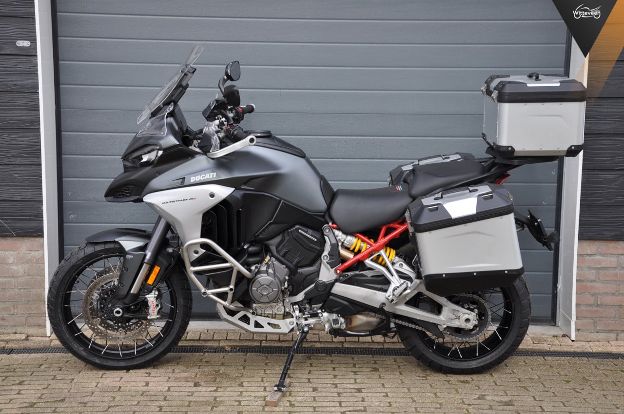 Ducati Multistrada V4 S Travel, radar, spaakvelgen