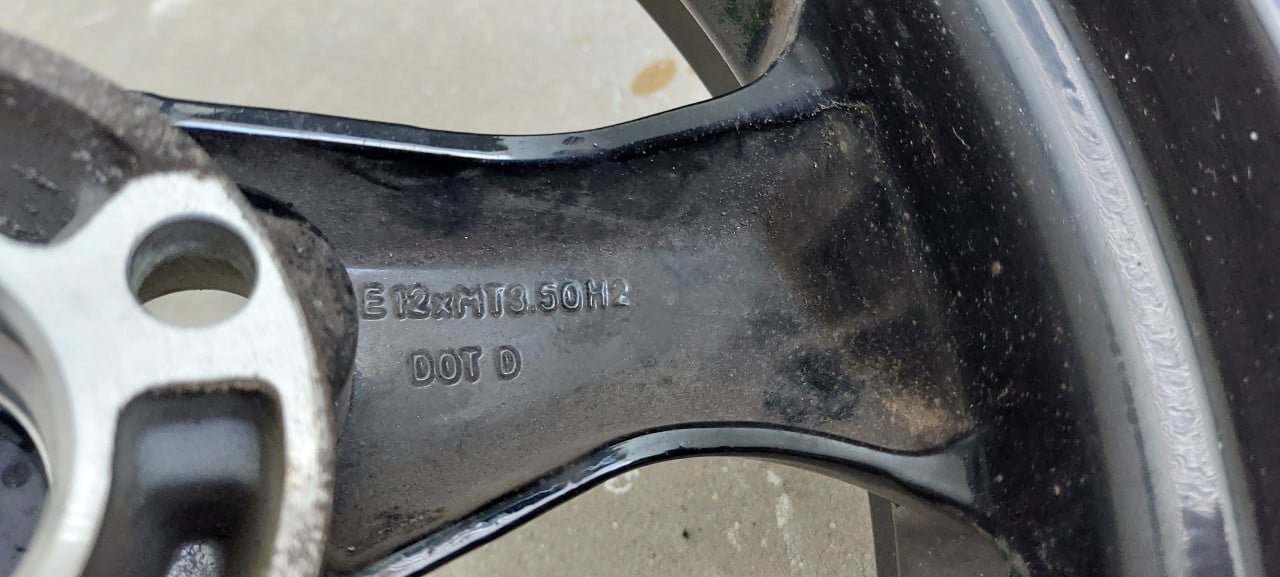 Peugeot Speedfight 2 Air velg E12xMT3.50H2