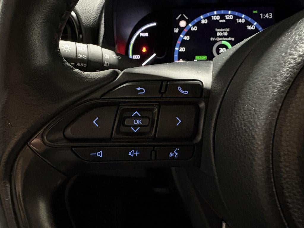 Toyota Yaris Cross 1.5 hybrid team d | navi | pdc | bsm | winterpakket