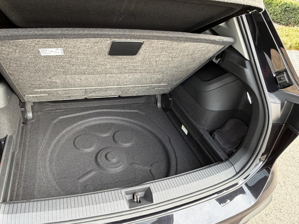 Volkswagen Tiguan 1.5 etsi life | trekhaak | camera | trekhaak | dode hoek 