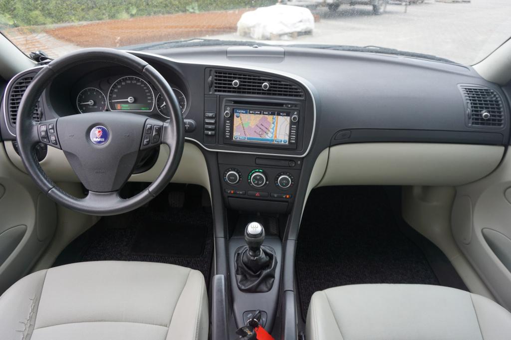 Saab 9-3 sport estate 1.8 vector airco / navi / cruise / stoelverw. / elekt