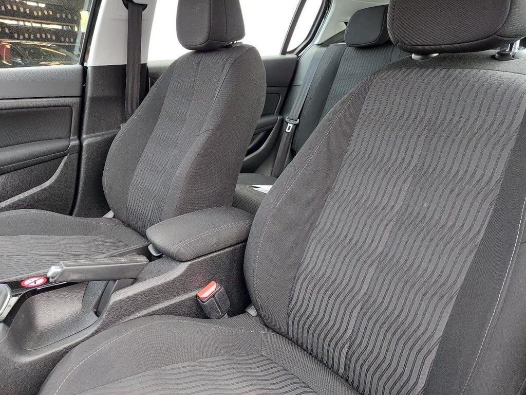 Peugeot 308 1.2 puretech active | navi | park.sens | climate control