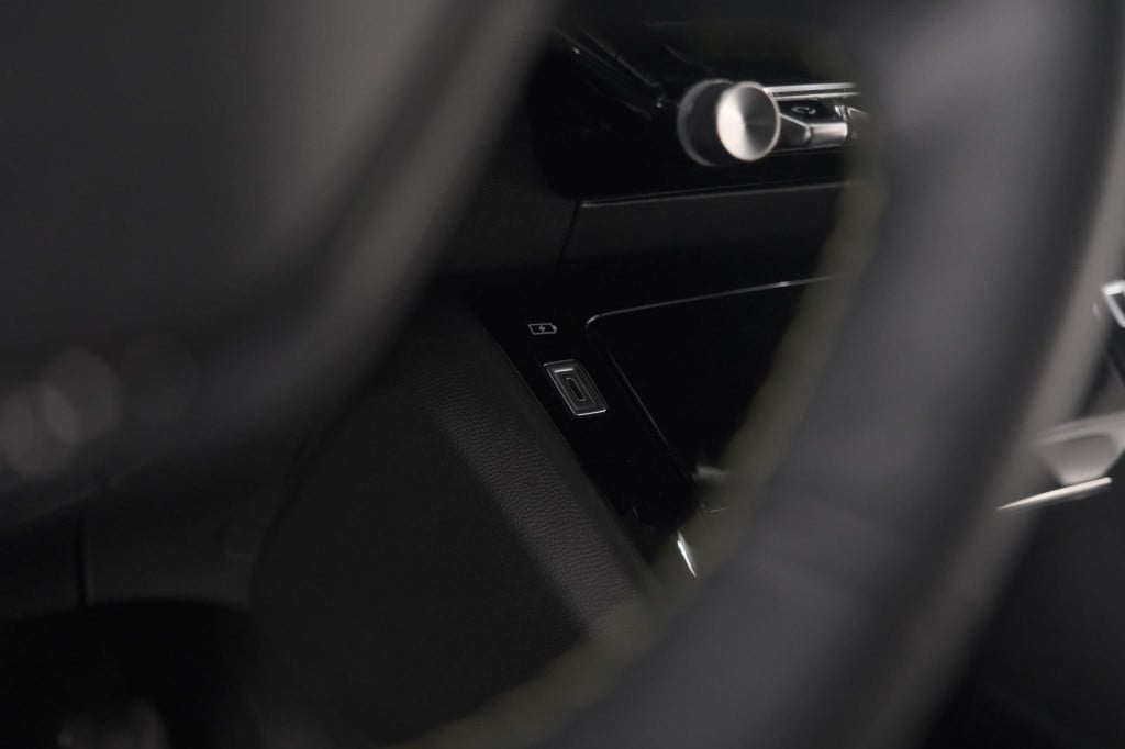 Peugeot 208 puretech 100 gt | camera | adaptieve cruise control | navigatie