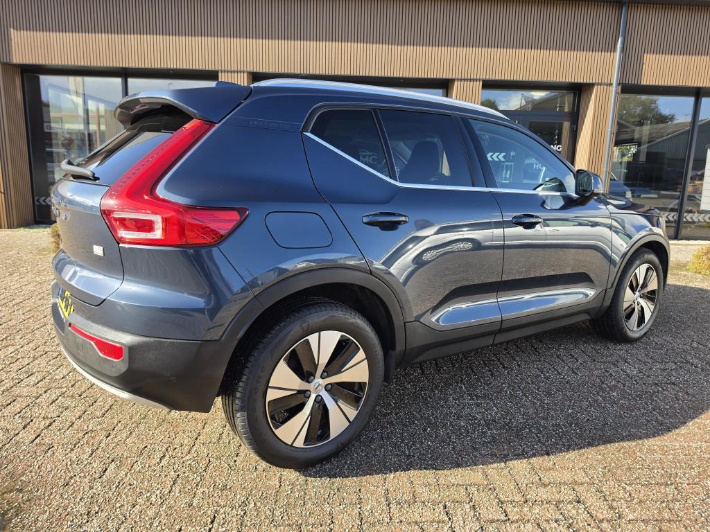 Volvo XC40 t5 inscription expression recharge plug-in hybrid 360° camera | 