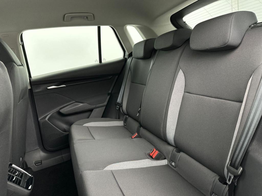 Skoda Elroq limited 50 elektromotor 125 kw / 170 pk suv elektr