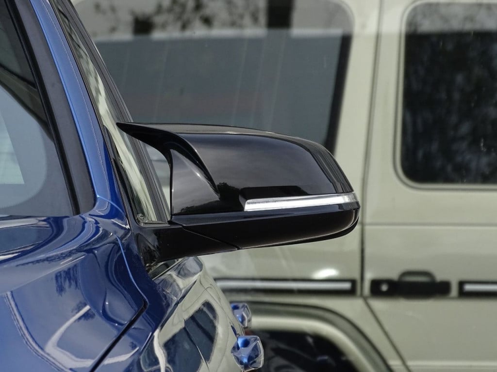 BMW 3-serie 320i high executive m-sportpakket | 19"