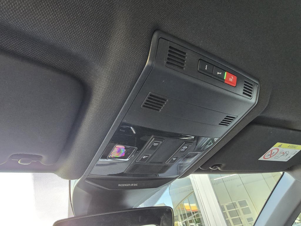 Volkswagen T-roc 1.5 tsi r-line edition virtual cockpit stuur/stoelverwarmi
