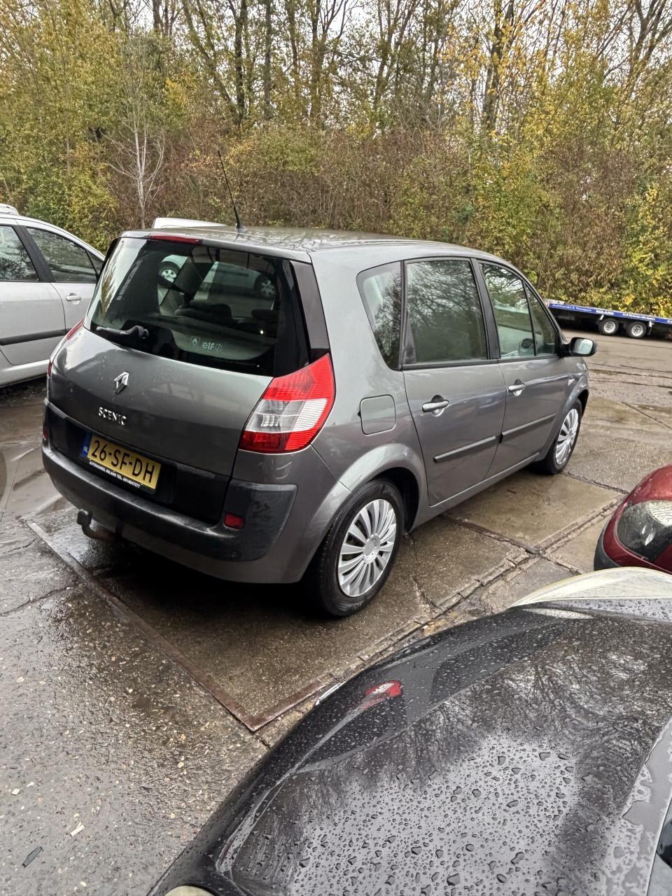 Renault scenic voljaar apk!