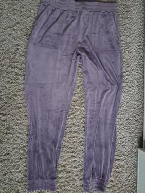 Dames broek  pyama of huis  of jogging van hunkemoller L