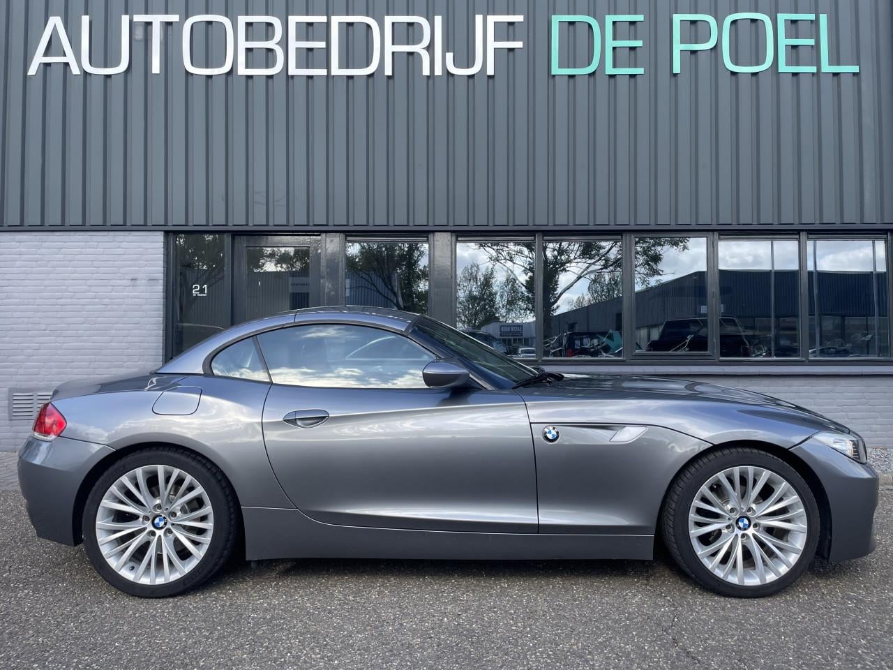 BMW Z4 S-Drive 2.3i Roadster High Executive M-Pakket