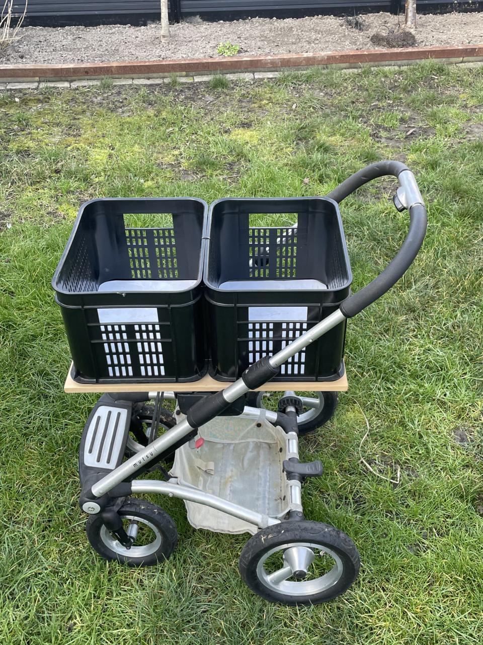 Folderwagen of krantenwagen voor bezorging