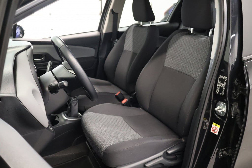 Toyota Yaris 1.3 vvt-i aspiration